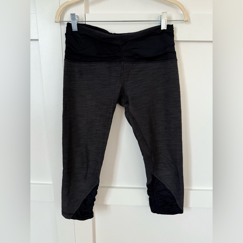 lululemon athletica Charcoal and Black Leggings size 6
